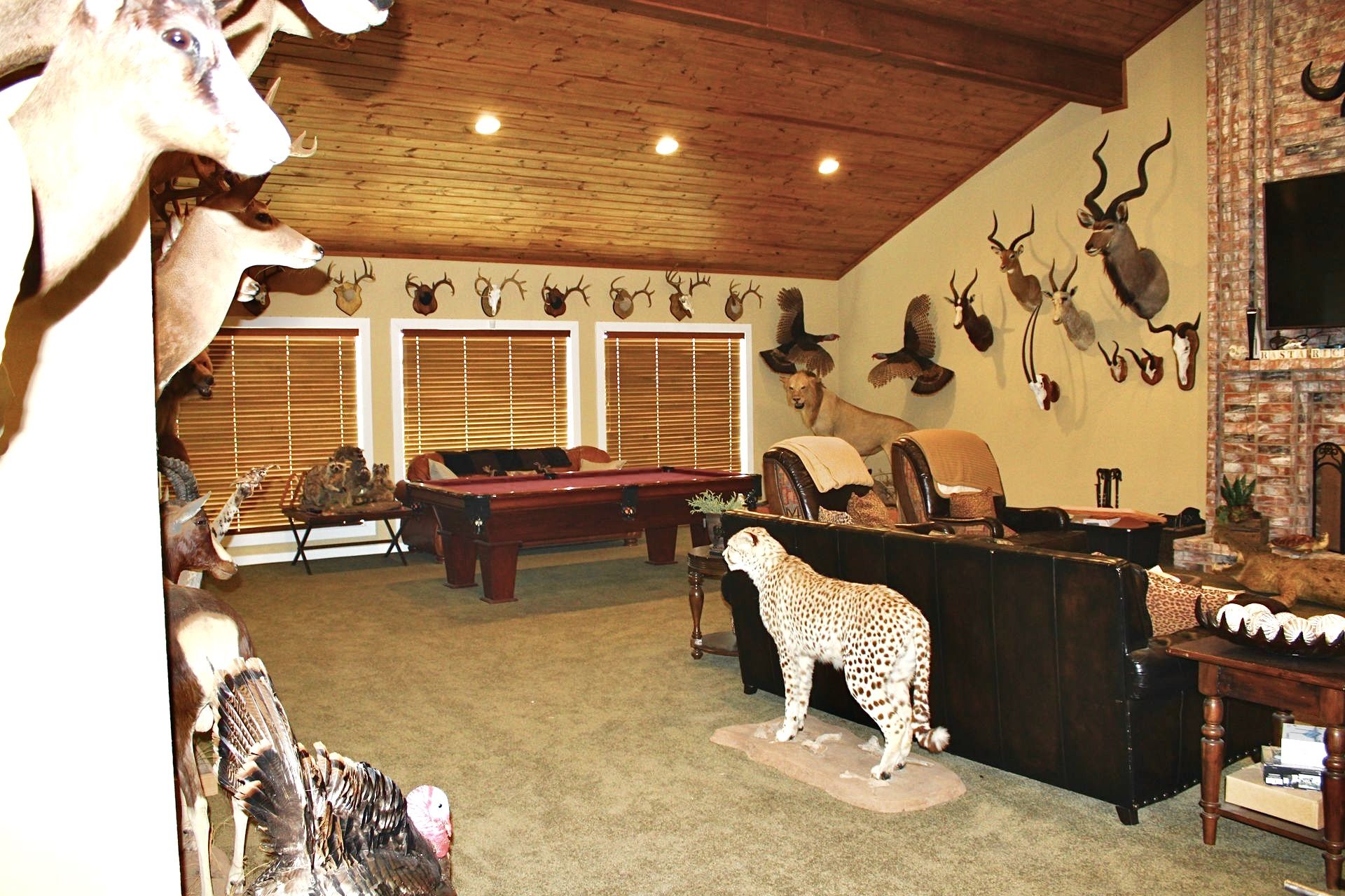 Lodge room